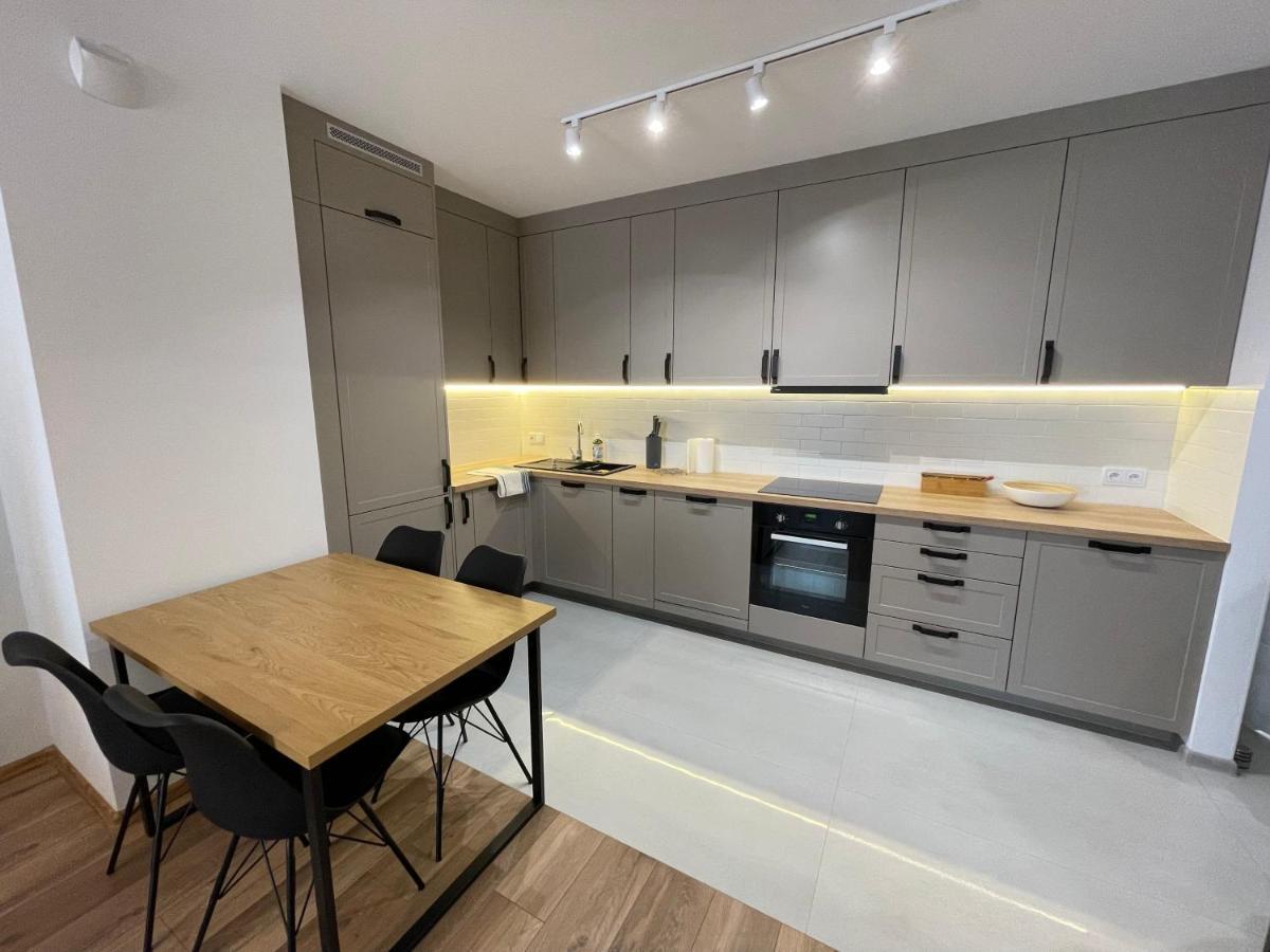 Newport Industrial Apartment Warsaw Luaran gambar