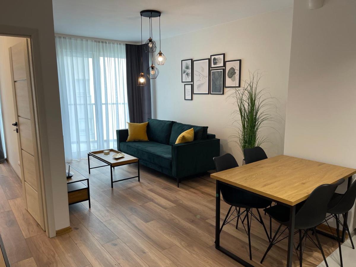 Newport Industrial Apartment Warsaw Luaran gambar