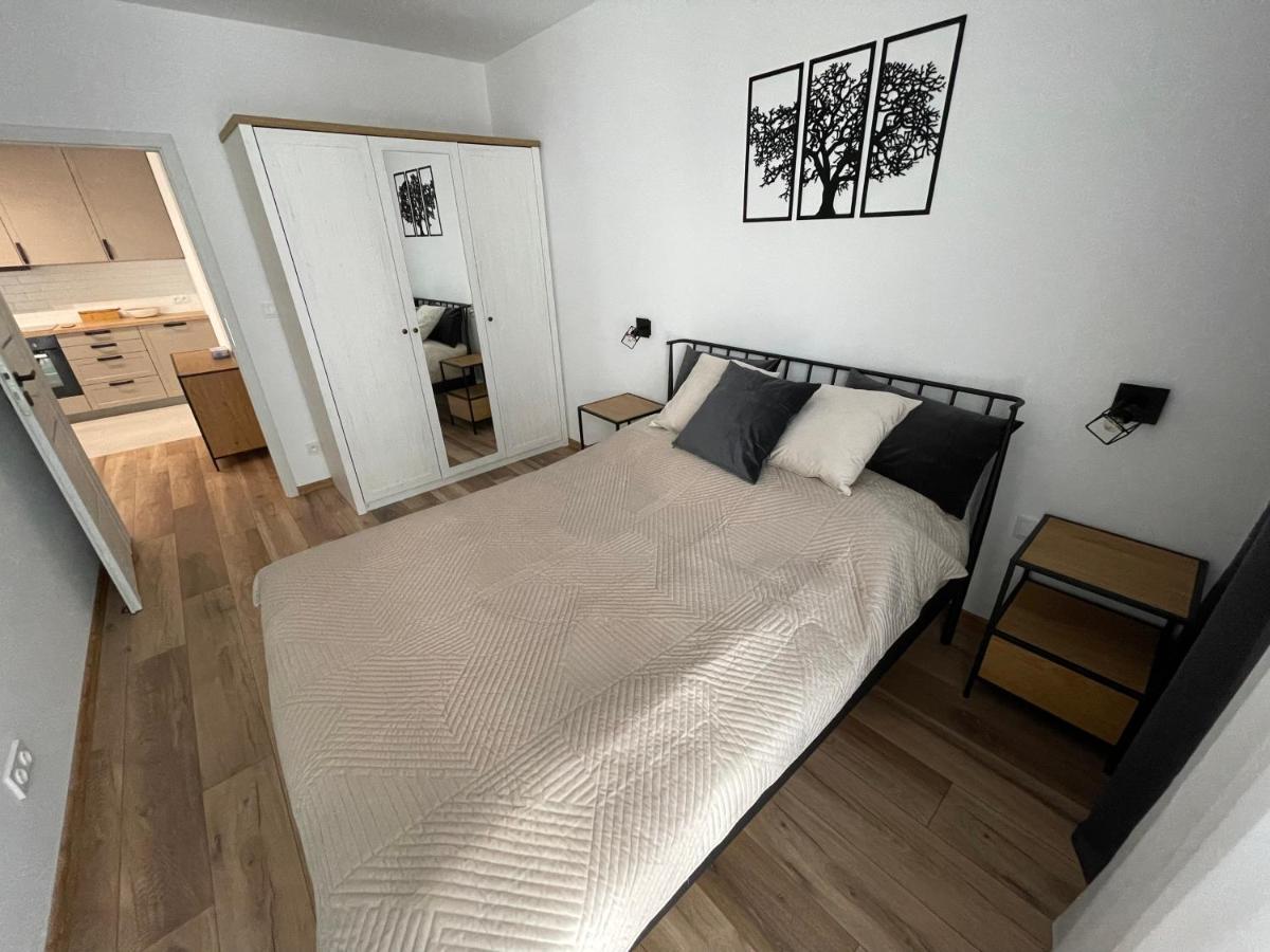 Newport Industrial Apartment Warsaw Luaran gambar