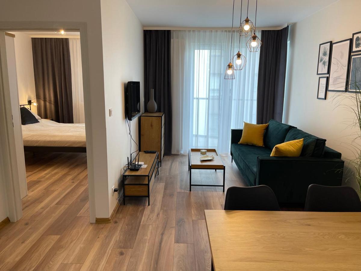 Newport Industrial Apartment Warsaw Luaran gambar