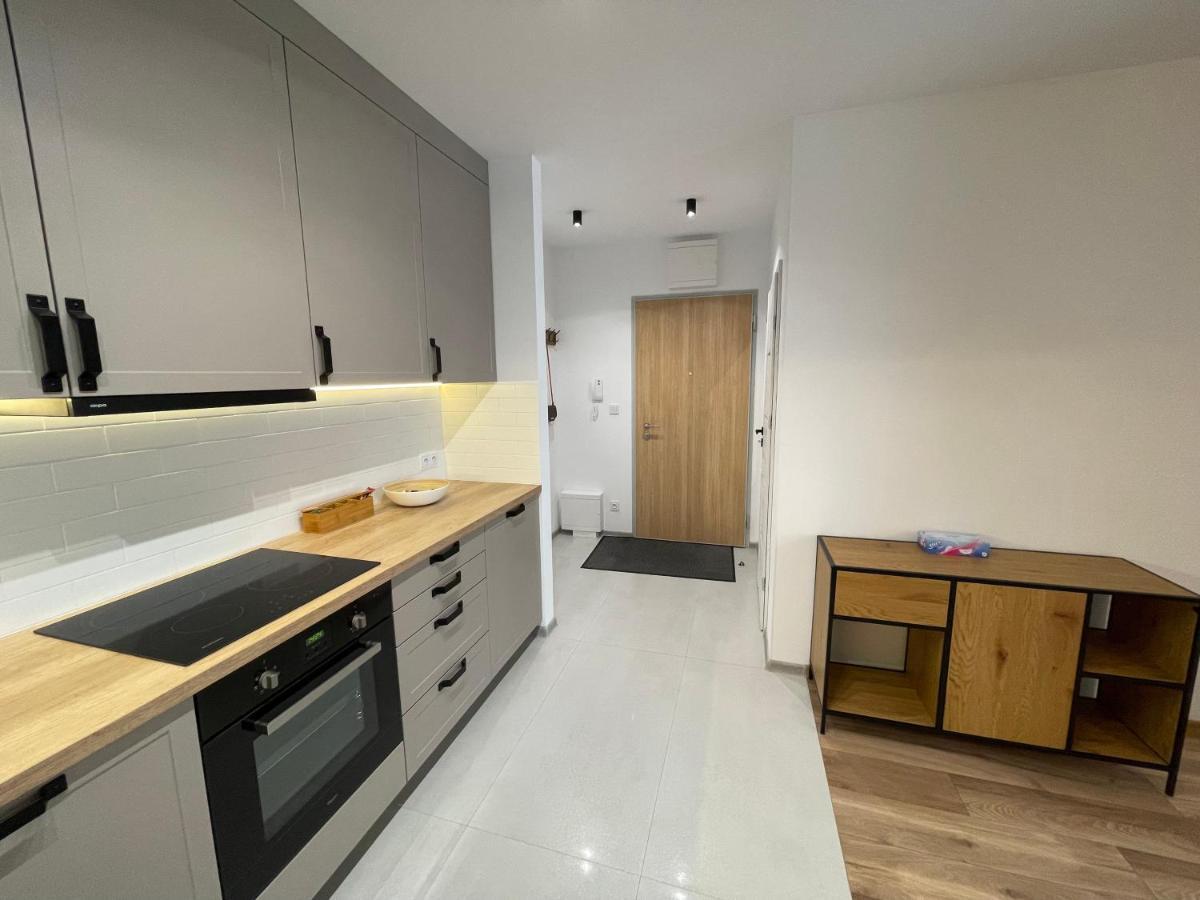 Newport Industrial Apartment Warsaw Luaran gambar